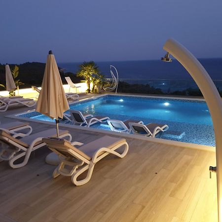 Apartments D'Hermes Ulcinj Esterno foto
