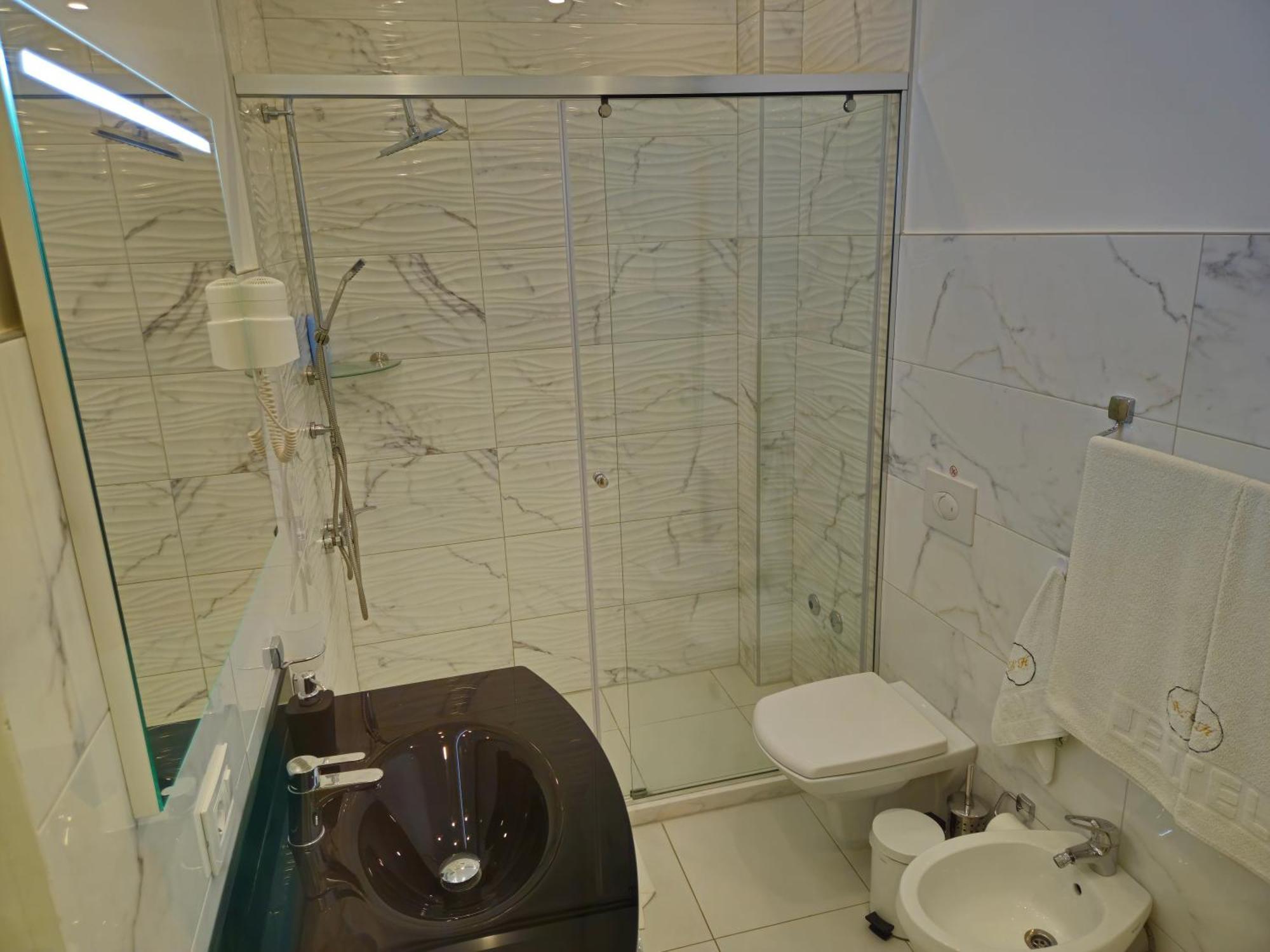 Apartments D'Hermes Ulcinj Esterno foto